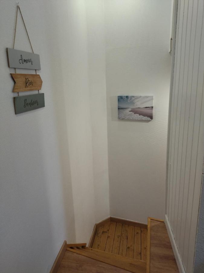 Les Hirondelles Holiday home *